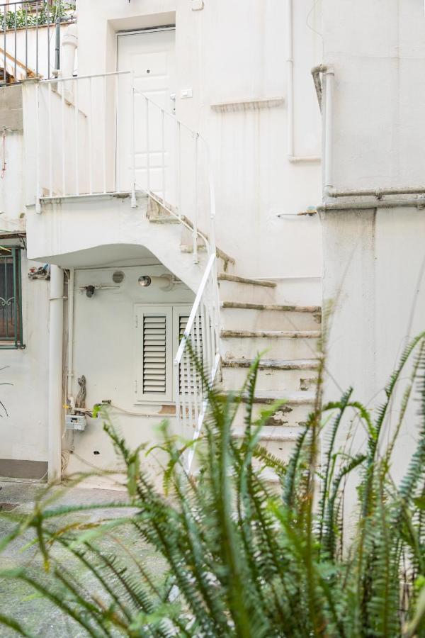Eutuxia Apartment Taranto Exterior foto